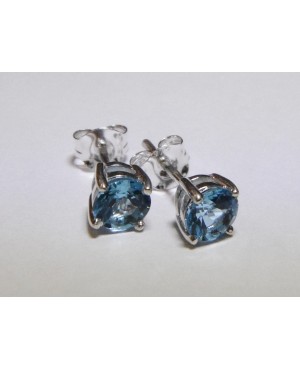 Silver & Blue Topaz Round Claw Set Stud Earring 5mm
